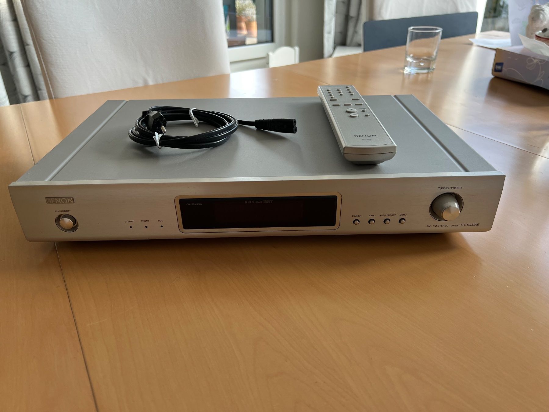 Denon Radio: Denon TU-1500AE AM-FM Stereo Tuner – Usato da Stäfa venduto da Wingerm