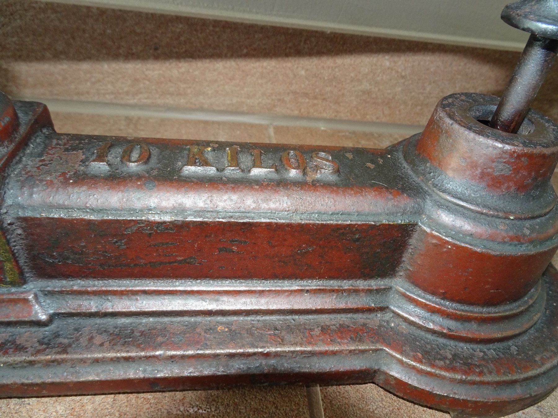 Bilance e pesi: alte 10kg - Waage + Gewicht-Steine Messing – Usato da Vitznau venduto da Mina60 6