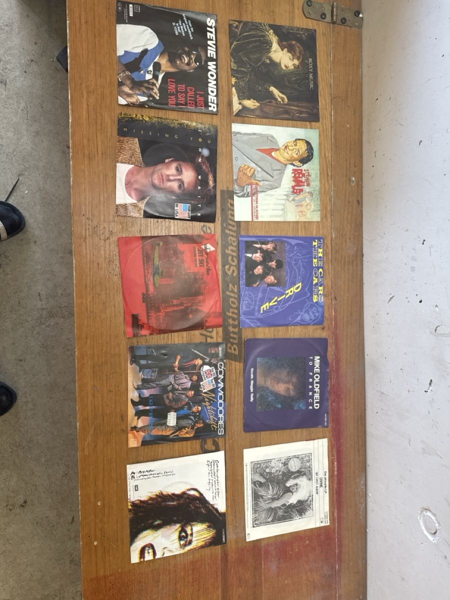 Schallplatten: LP/ singel – Gebraucht aus Lömmenschwil von Chuetz