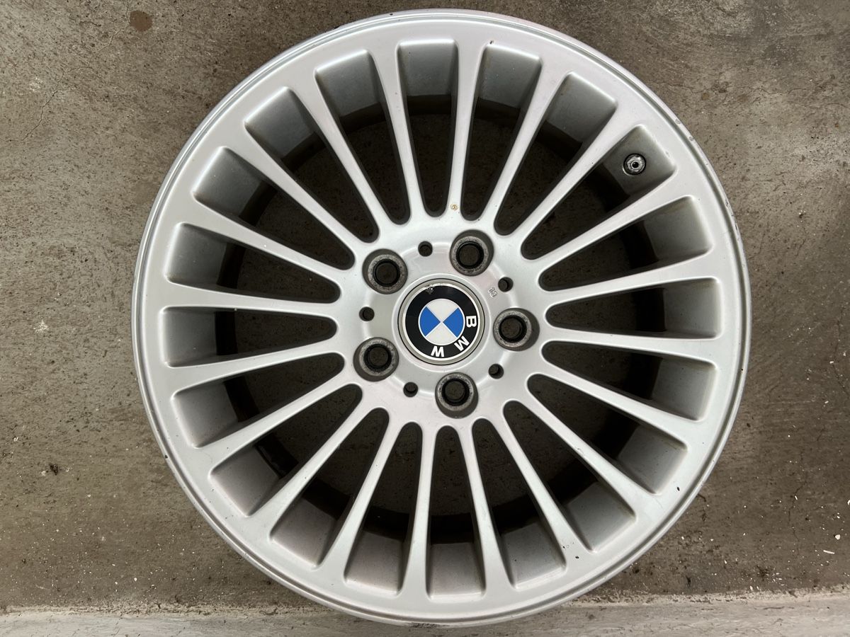 BMW Jantes: BMW Alufelgen 17 Zoll – D'occasion à Obfelden par Moscheli