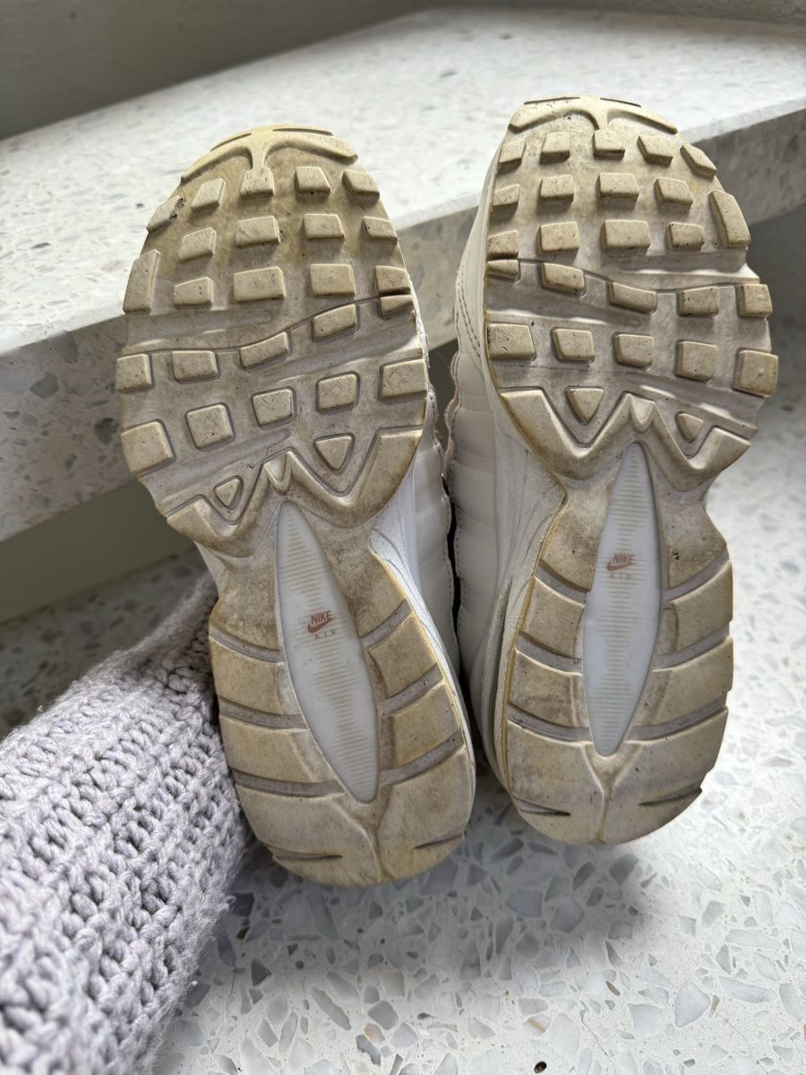Nike Scarpe da donna: Nike Air Max Limited Edition – Usato da Bevaix venduto da Charlene18 4