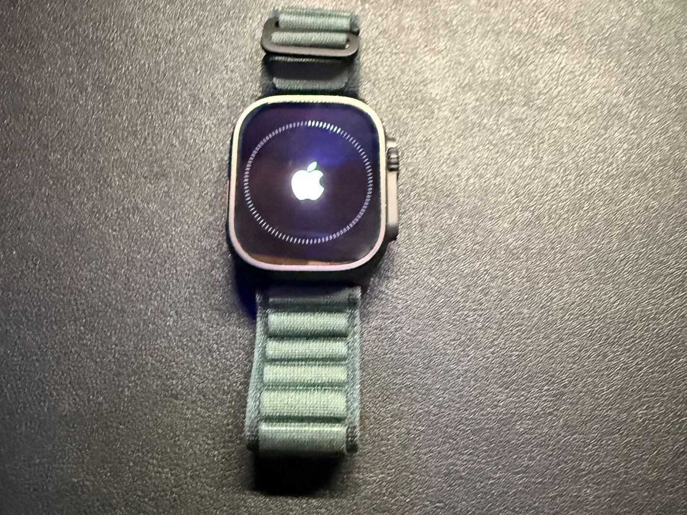 Apple Smartwatch: Apple Watch Ultra 2 49mm – Usato da Gisikon venduto da RC_Roli