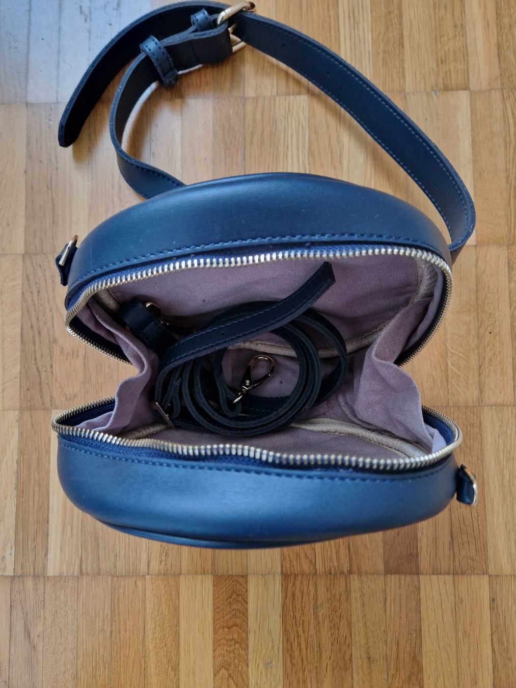 Borse da donna: Mini borsa/marsupio a tracolla – Nuovo (secondo la descrizione) da Agno venduto da siuxy 3
