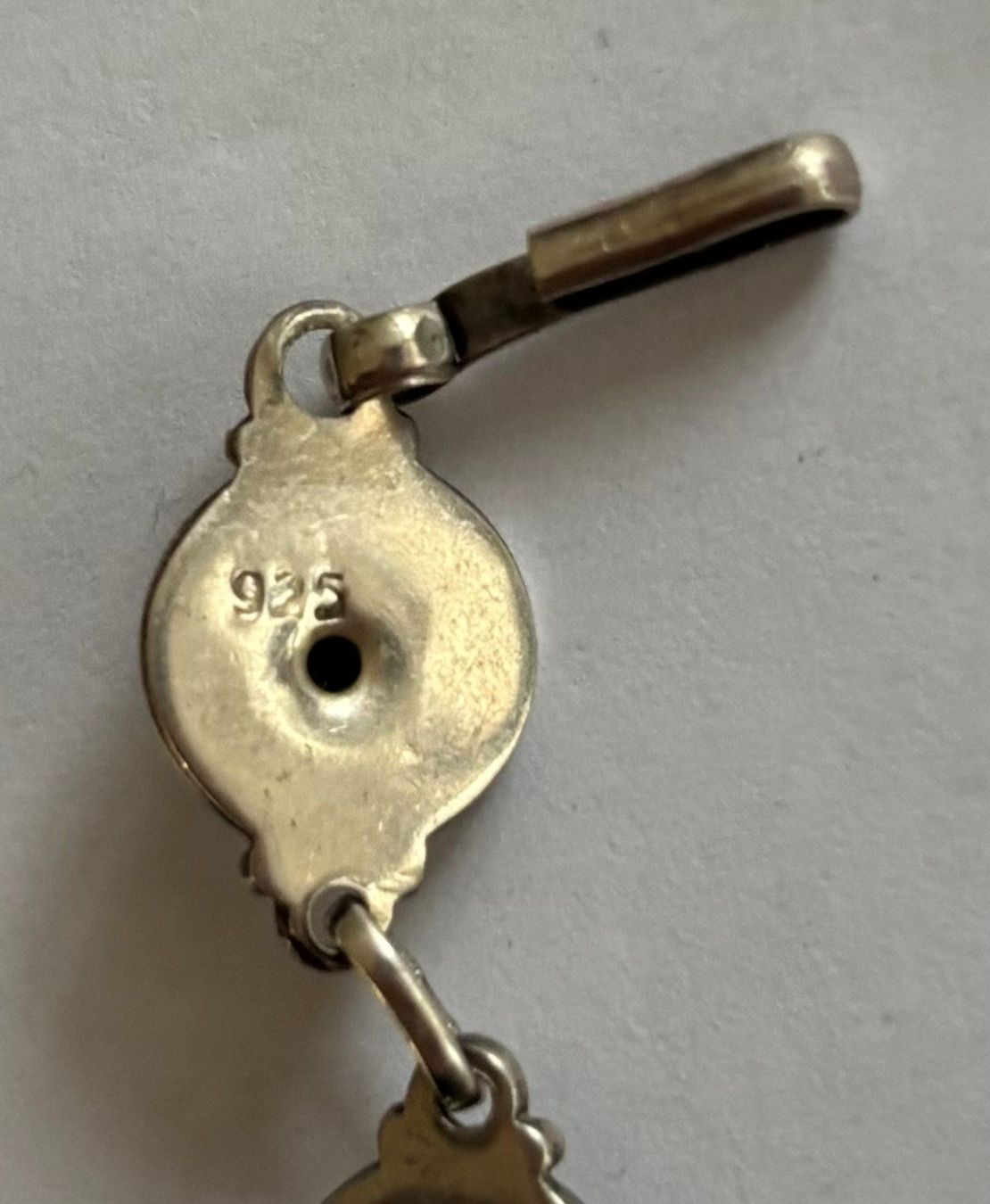 Bracciali & Braccialetti: Armband, Silber mit Granat, ca. 18cm lang – Usato da Basel venduto da machplatz 3