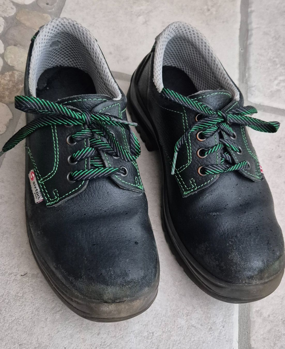 Scarpe da uomo: Chaussures de sécurité – Usato da Villars-sur-Glane venduto da Verocac