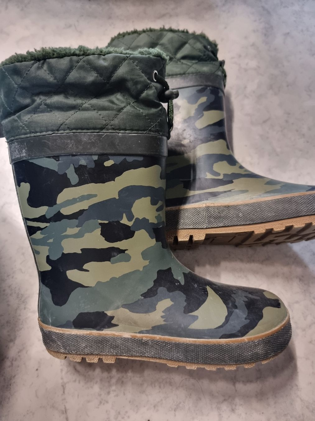 Next Scarpe per ragazzi: Next Gummistiefel, 32 – Usato da Buttikon SZ venduto da Limo180