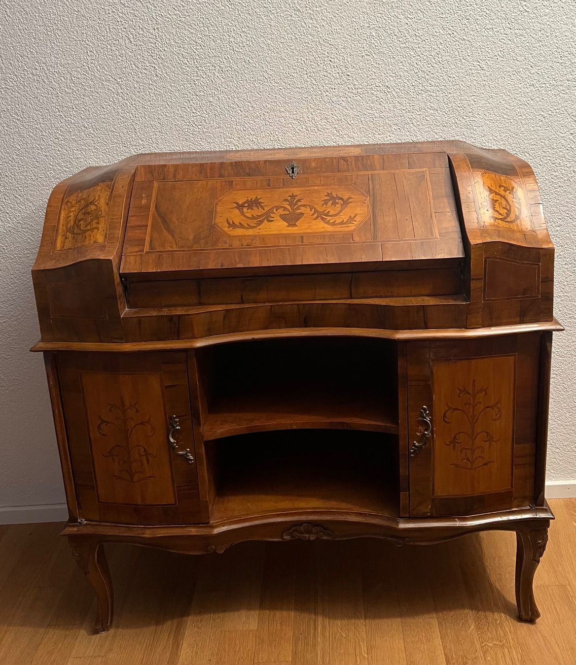 Cassettiere: Antike Kommode zu verkaufen – Usato da Aarwangen venduto da lalalu
