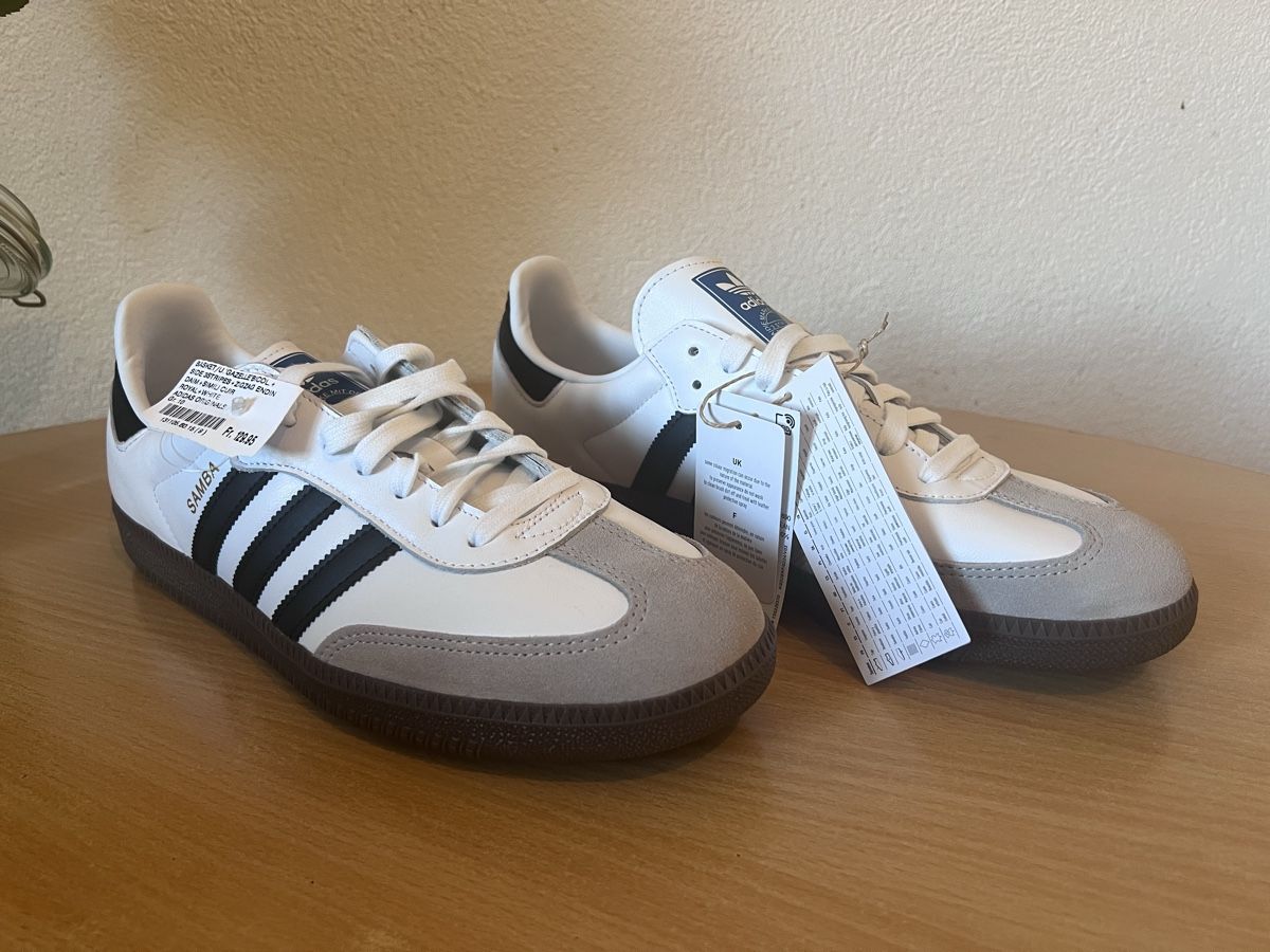 Adidas Herrenschuhe: Adidas SAMBA super classic – Neu und originalverpackt aus La Chaux-de-Fonds von art_x8mz