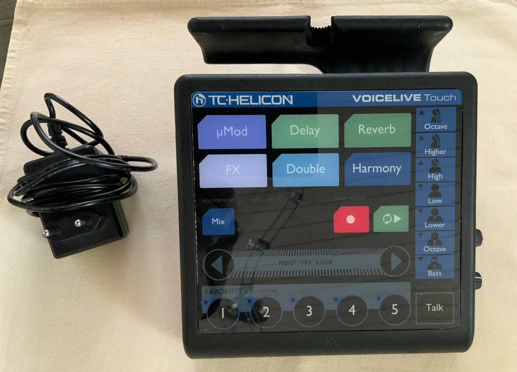 Instruments de musique: TC Helicon Voice Live Touch – D'occasion à Goldau par larson5118