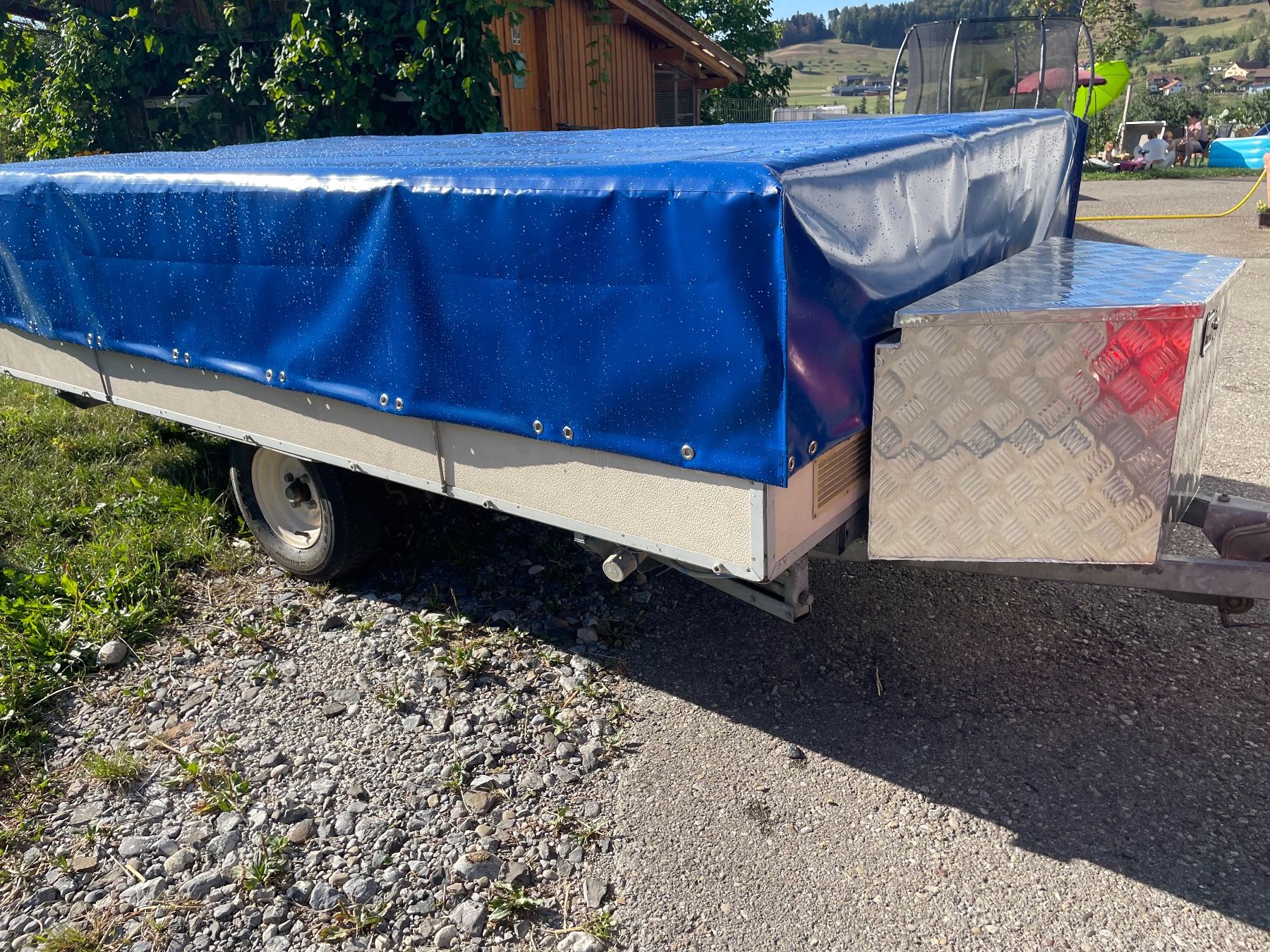 Remorques: Rapido Wohnwagen – D'occasion à Bäretswil par 880alfred 1