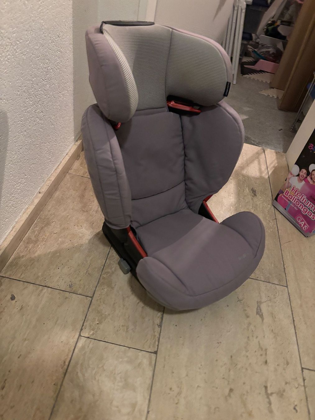Maxi-Cosi Auto-Kindersitze: Autokindersitz Maxi Cosi Rodi Fix – Gebraucht aus Zürich von Renski