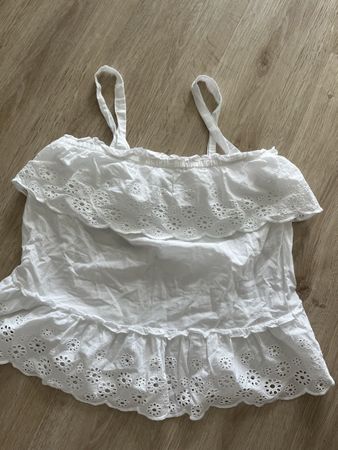 Sommeroberteil mit Rüschen
