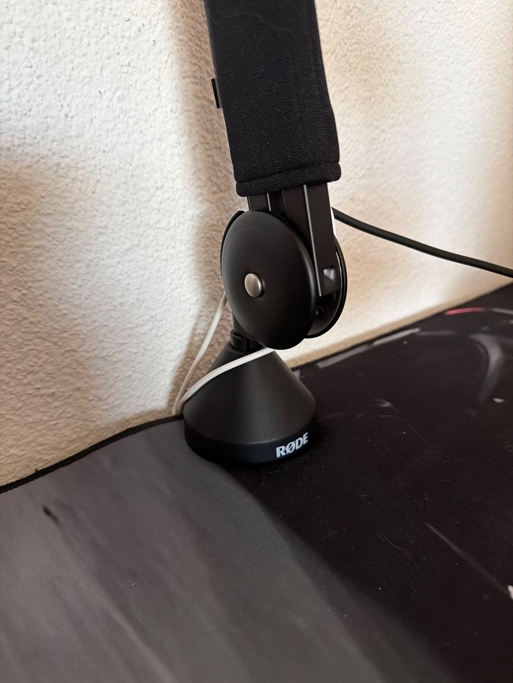 Røde Mikrofone: Rode PodMic USB + Rode Mikrofonarm – Gebraucht aus Hitzkirch von Milosz224 1