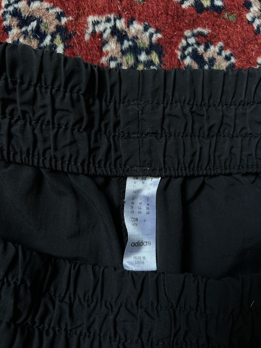 Adidas Maillots de corps & Pantalons: Adidas Shorts Black Size M – Neuf (Voir description) à Bern par jul_x9j5 2