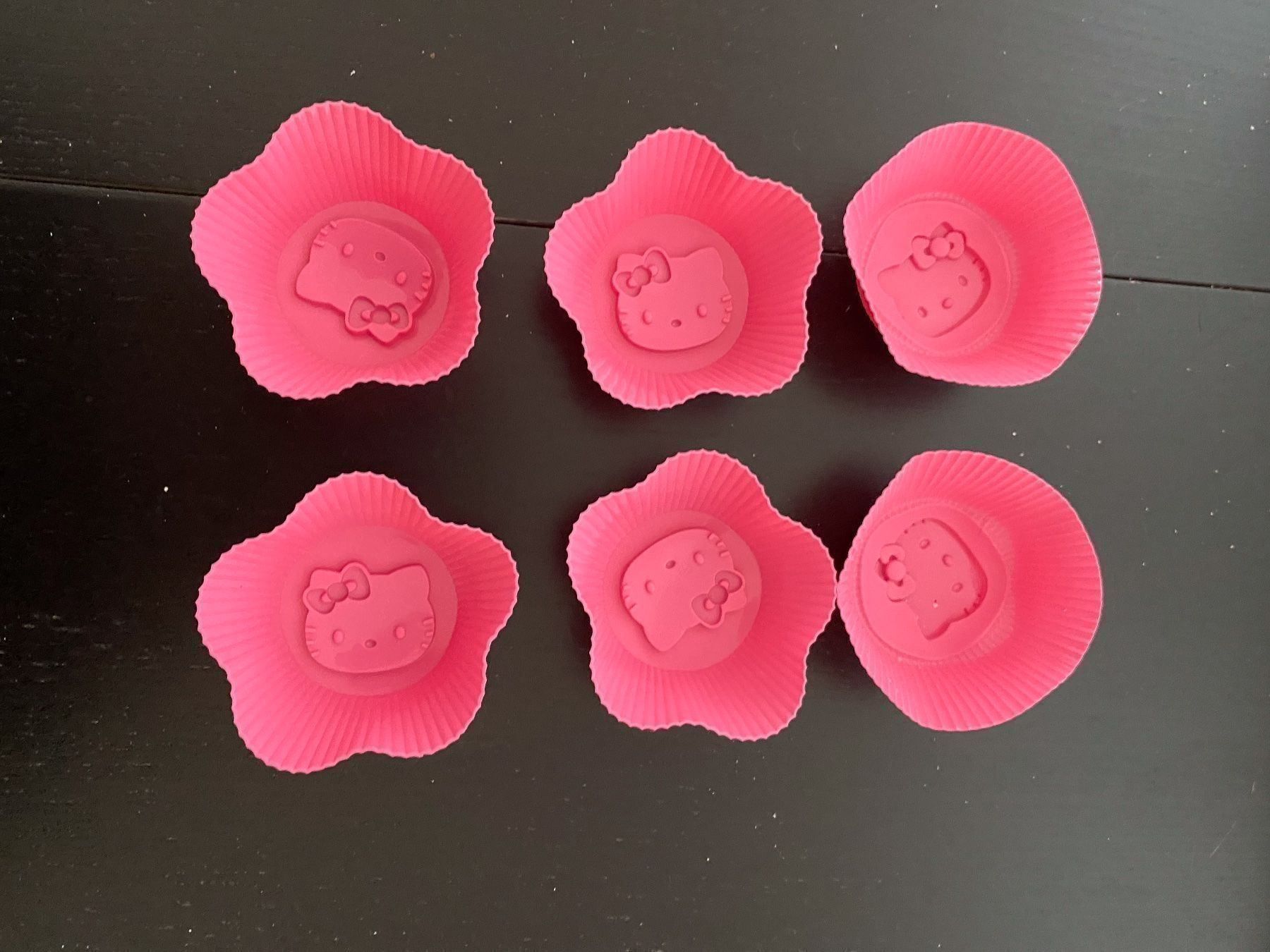 Teglie da forno: 6 Muffin Formen HELLO KITTY – Nuovo e nell'imballaggio originale da Mellingen venduto da Shane76 1