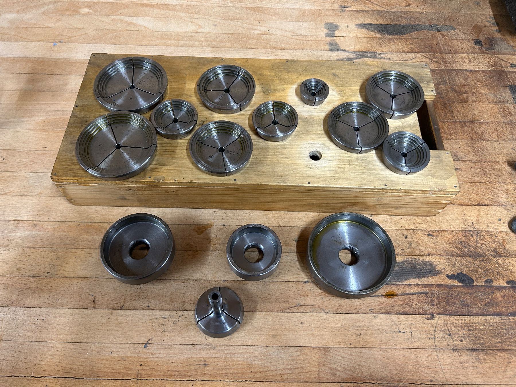 Schaublin Alle Werkzeuge: Glockenzangen W12 Display – Gebraucht aus Rothenfluh von BitterlinPartner 7