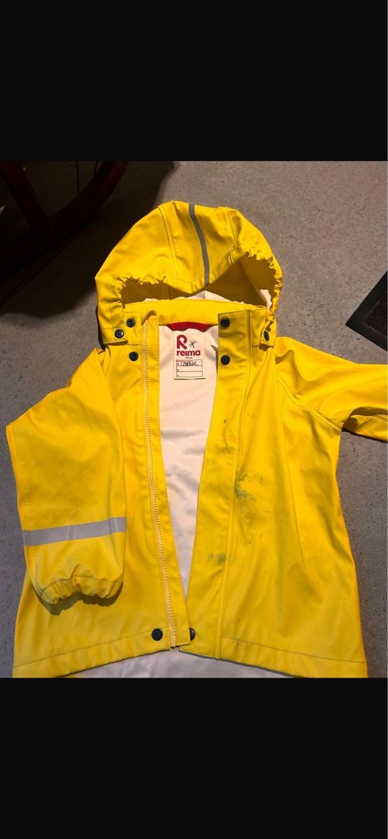 Reima Giacche & Cappotti: Reima Regenjacke 116 – Usato da Schiers venduto da ChantalGsponer