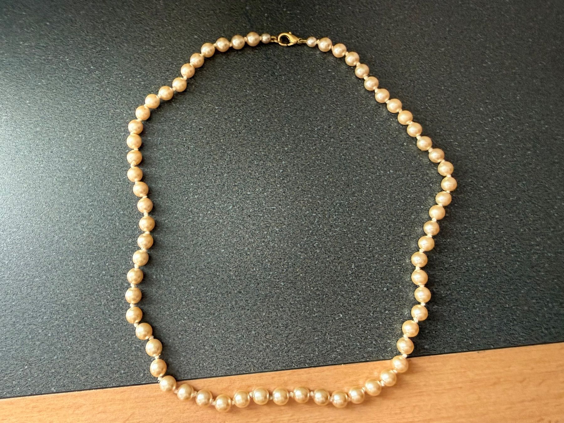 Catenine: Vintage Perlenkette Creme/hellgelb – Usato da Lamone venduto da LaCantinaMagica 3