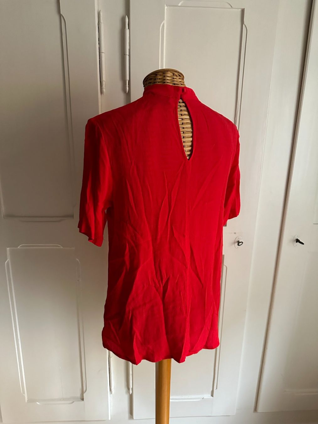 T-Shirts: MODSTRÖM - T-Shirt rot locker M – Gebraucht aus Zürich von Diazaio 2