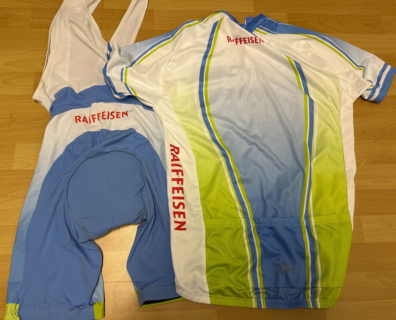 Lotti di vestiti: Radtricot Set Raiffeisen – Nuovo (secondo la descrizione) da Uster venduto da Niki1922 2
