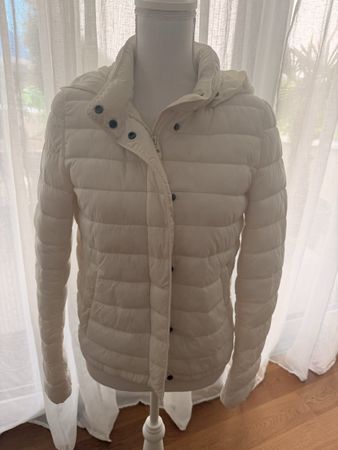 Marc O’Polo Steppjacke Weiss, Gr. 34, Kapuze