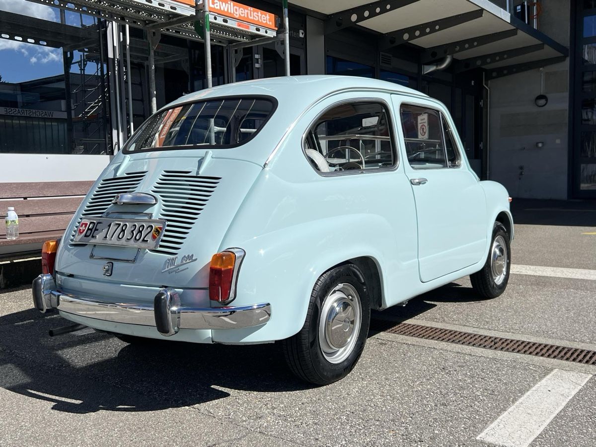 Fiat Autos: Fiat 600 D Fanalona – Gebraucht aus Huttwil von Retroscooters 1