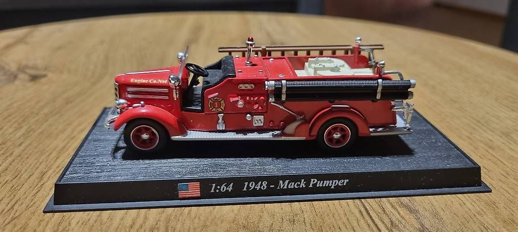 Modellini d'auto: Feuerwehr Mack – Usato da Landquart venduto da Predi91