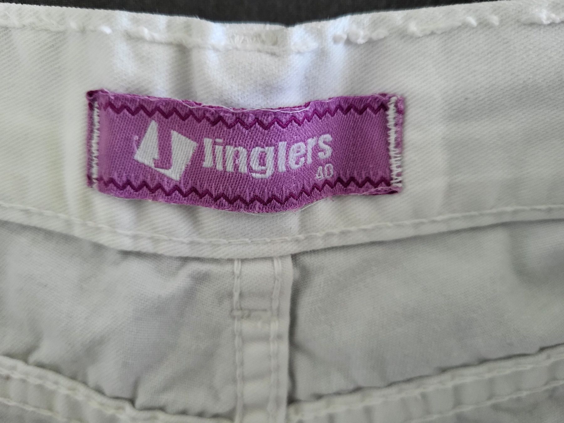 Pantaloni: Damenshorts Gr 40, Farbe weiss – Usato da Richterswil venduto da Rem2011 4