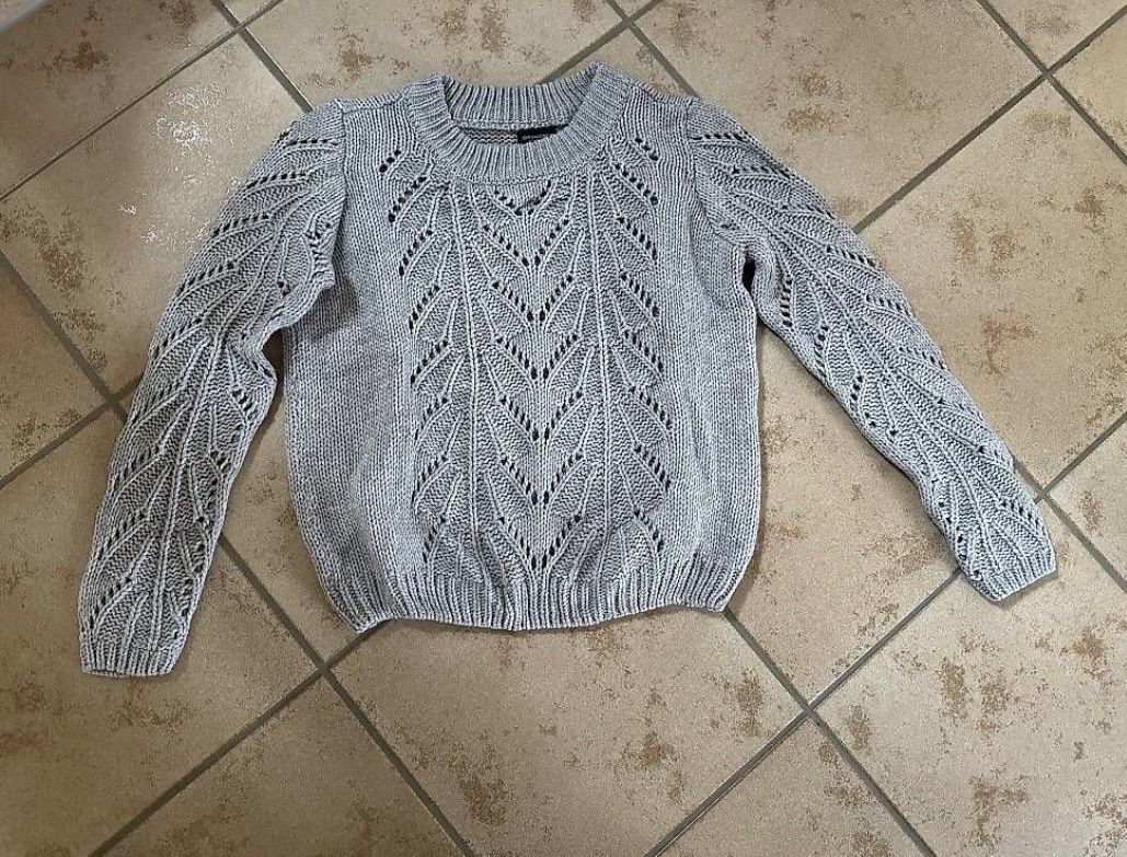 Maglioni & Felpe: Grauer Strickpullover Gr. L von Broadway – Usato da Goldau venduto da Henggi88