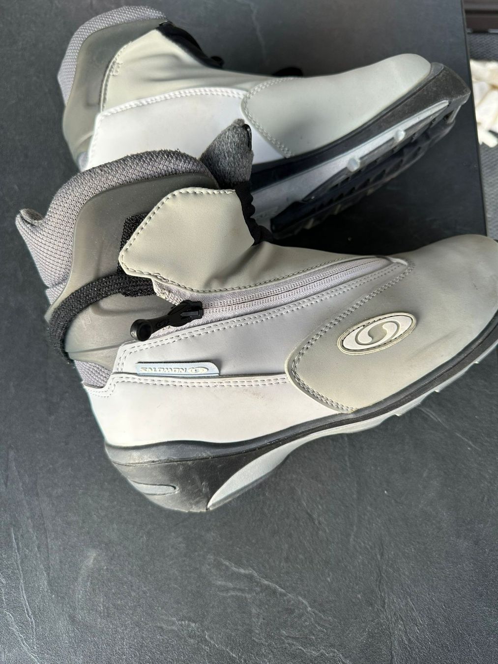Scarpe da donna: Salomon Langlaufschuhe Grösse 38 – Usato da Burgdorf venduto da interstellar2 2
