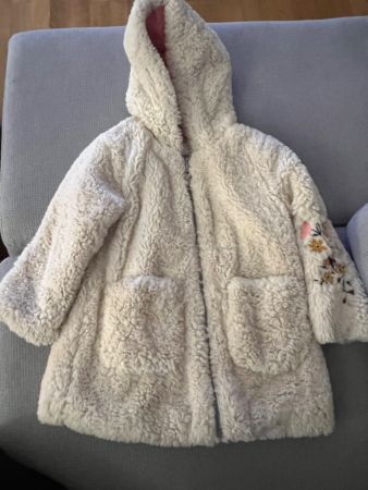 Kuschelige, warme Jacke Gr. 104