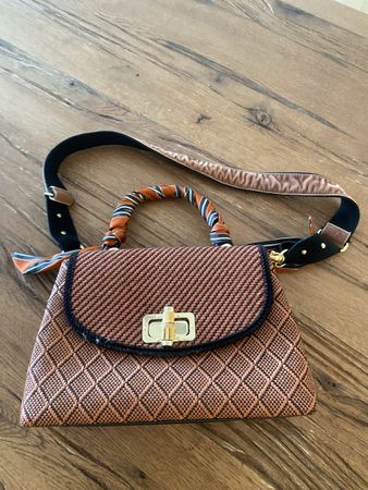 ViaMailBag, Handtasche braun mit Schultergurt