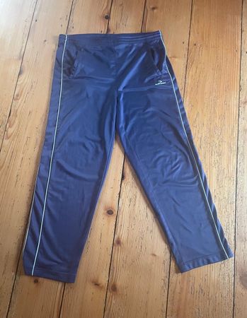 Boomerang Dunkelblaue Jogginghose