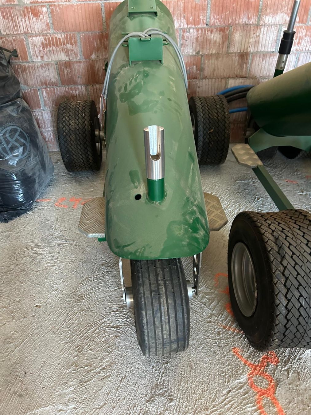 Alle Maschinen: 3 Prototyp Golfcaddy mit Elektromotor ( oder Seifenkiste) – Defekt aus Zuchwil von roemens 1
