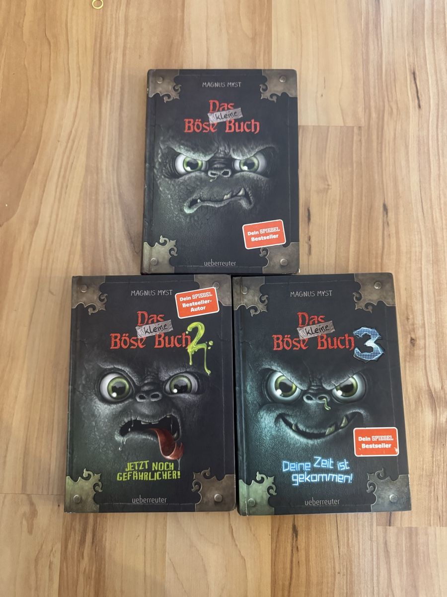 Libri: Das kleine Böse Buch 1-3 – Nuovo (secondo la descrizione) da Niederwangen BE venduto da jammyboo