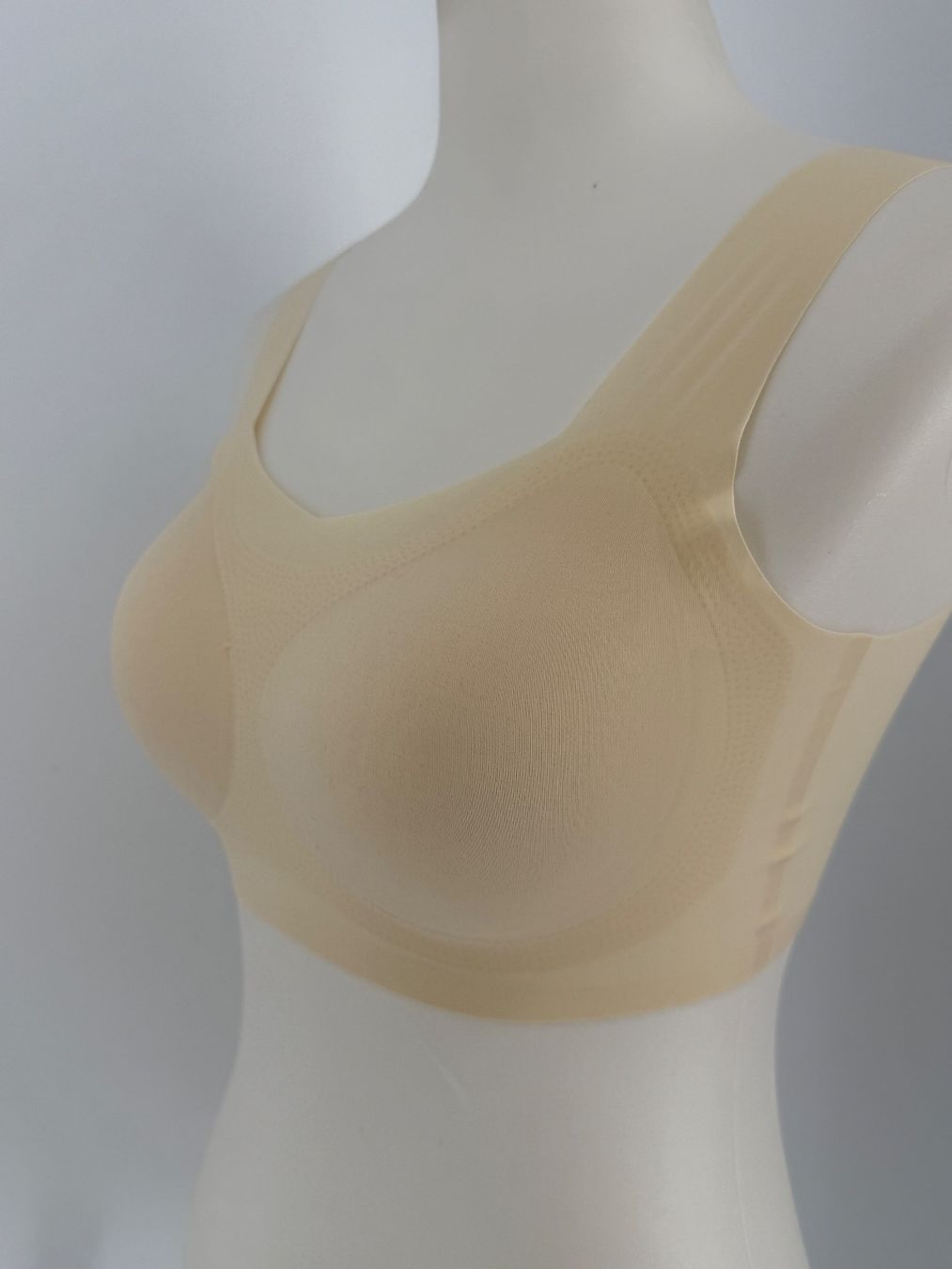 Altra biancheria intima: BH/ Top Gr. M/L – Nuovo (secondo la descrizione) da Auenstein venduto da moin. 2