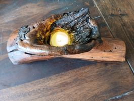 Teelichthalter aus Holz mit LED