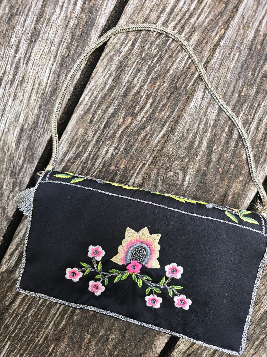Borse da donna: Accessoires: Tasche bestickt aus Indien – Nuovo (secondo la descrizione) da Romanshorn venduto da Rachacha 2