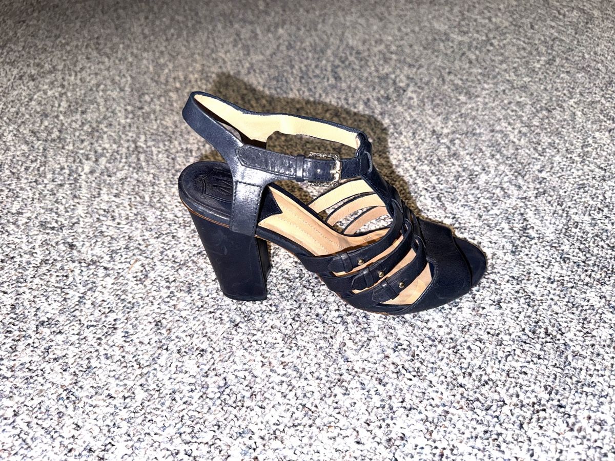 Damenschuhe: Chaussures talon bleu  foncé 37 – Neu (gemäss Beschreibung) aus Genève von flocon06 1