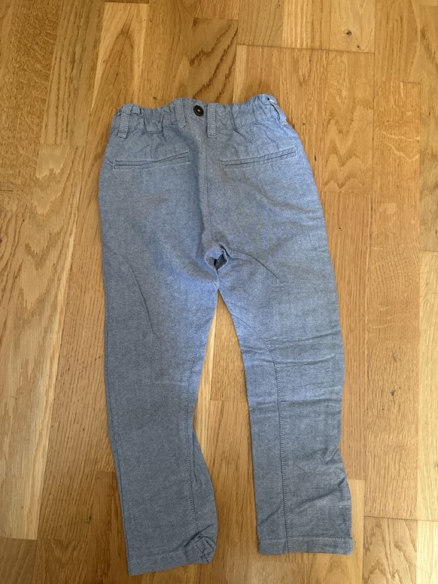 Pantaloni: Kinder Stoffhose Grösse 98 – Usato da Ottikon venduto da Domito 2