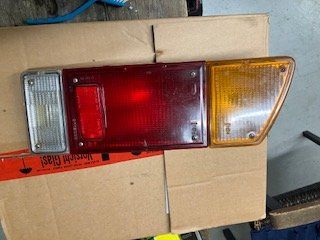 Fiat Tutti pezzi di ricambio auto: Fiat X19 Heckleuchte – Usato da Hunzenschwil venduto da Kuck2