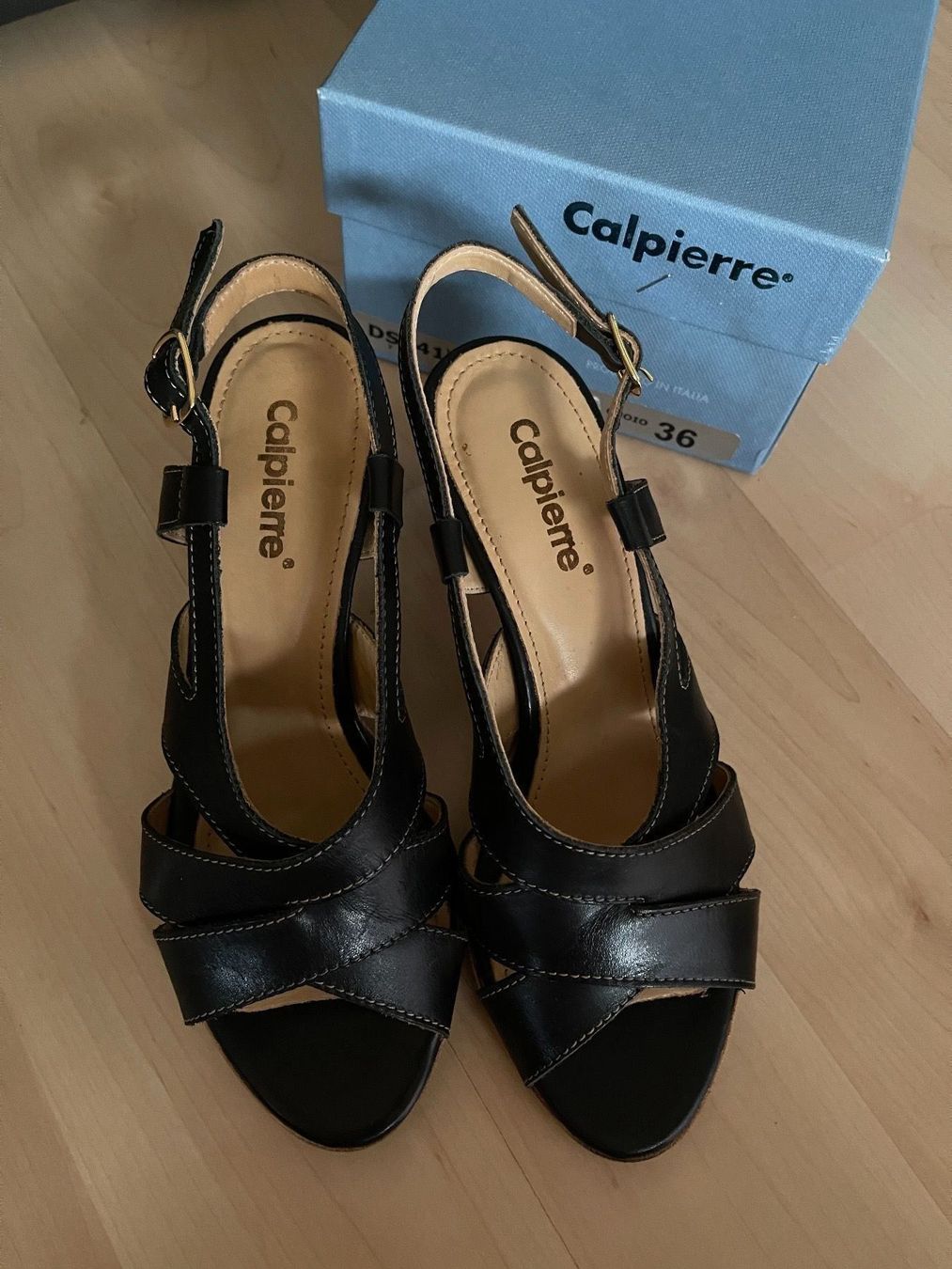 Scarpe da donna: Calpierre Leder Sandalen 36 – Nuovo e nell'imballaggio originale da Dietikon venduto da Nieselchen 2