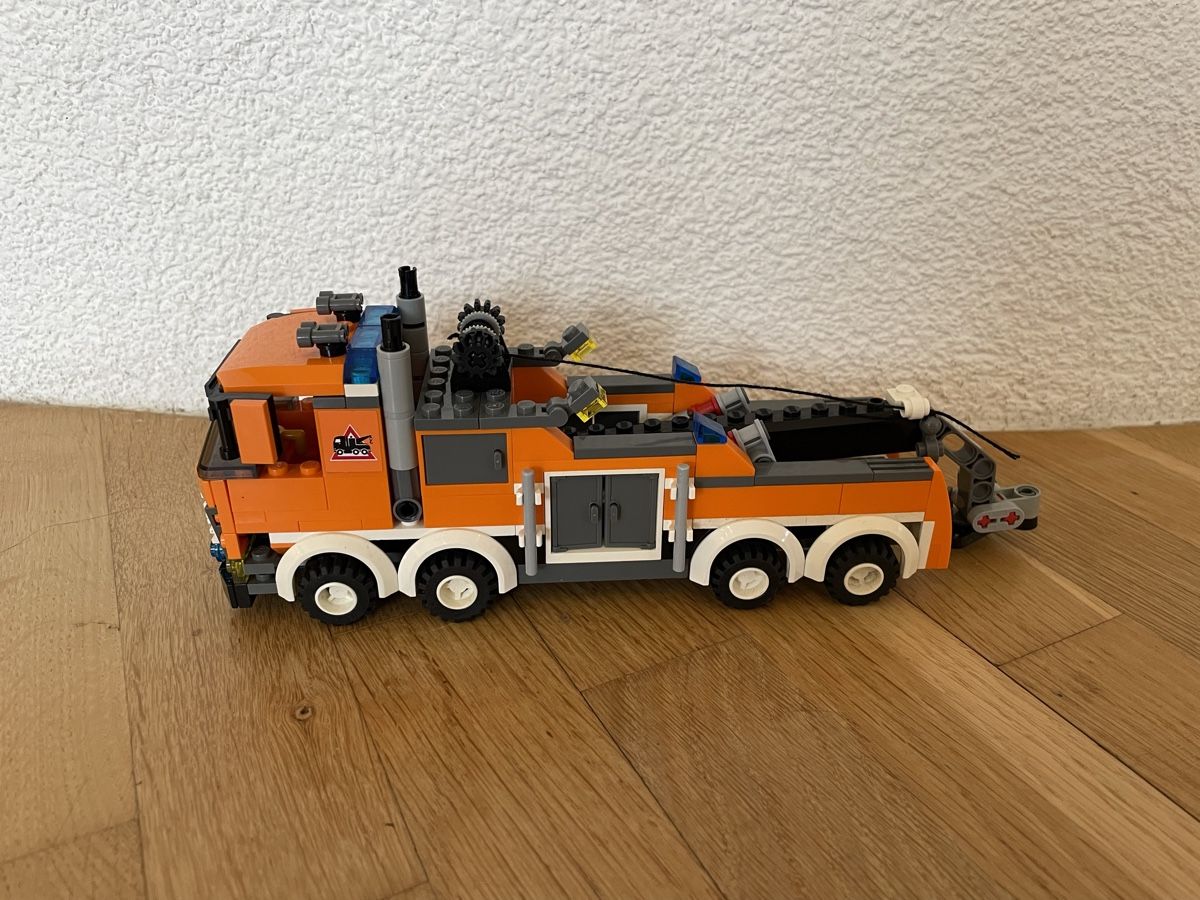Lego Spielzeuge: Lego City Garage 7642 – Gebraucht aus Wittenbach von  2