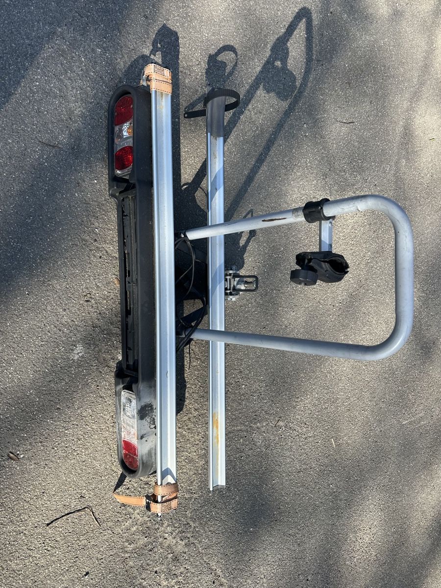 Poutres: Velo Träger Auto – D'occasion à Deitingen par RK68