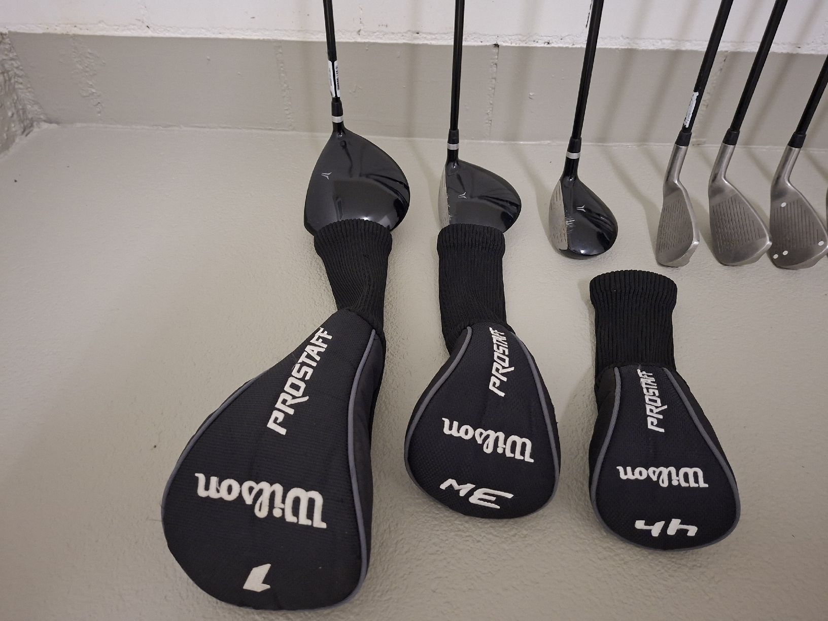 Wilson Mazze & Set: Golf Set Anfänger Linkshänder – Usato da Hünenberg venduto da 1902 1
