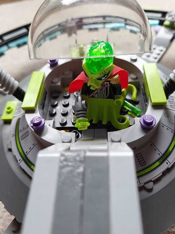 Jeux de construction: Lego Alien Conquest – D'occasion à Heiligenschwendi par Lotusse-hair 1