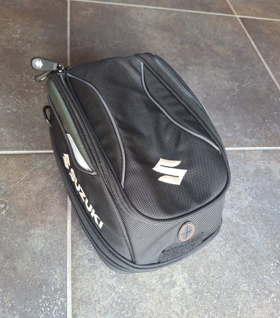 Borse: SUZUKI Tanktasche – Nuovo (secondo la descrizione) da Wangen ZH venduto da MarianneMunz 4