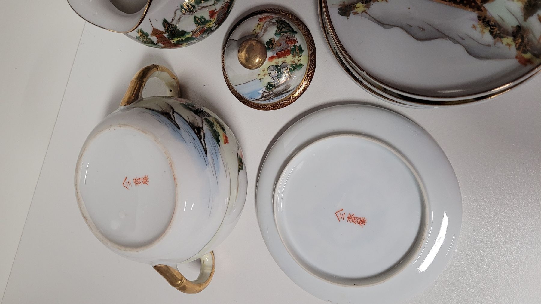 Set di piatti: Japanisches Geschirr Set alt – Usato da Zofingen venduto da Loop_ReSale 4