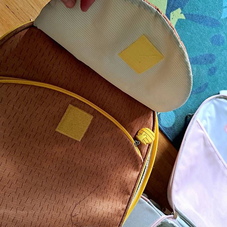 Valigie: 2 Samsonite Kinderrollkoffer zu verkaufen – Usato da Bern venduto da patrikmusic 2