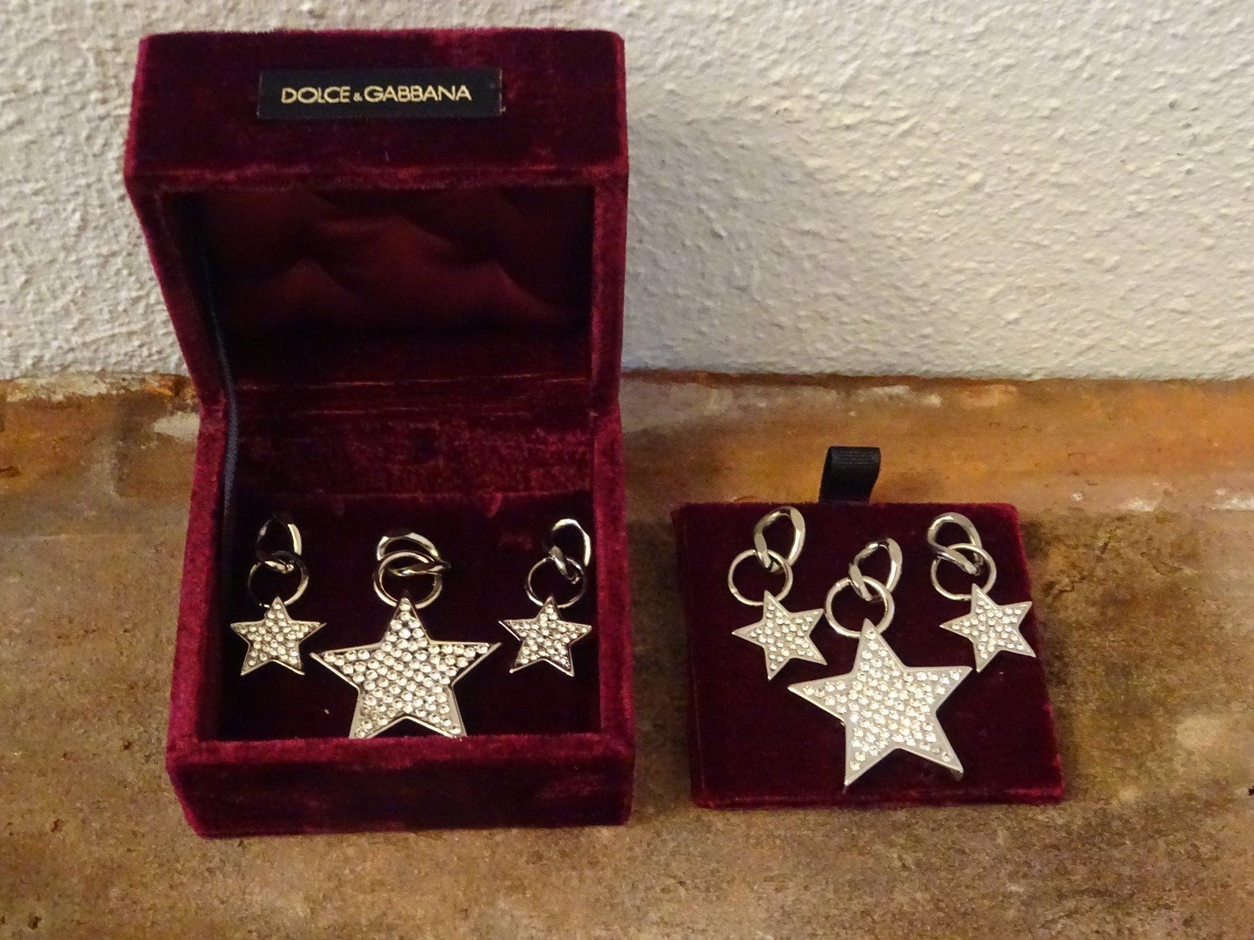 Dolce & Gabbana Ciondoli: 6 Stern Anhänger / Dolce & Gabbana – Usato da Esslingen venduto da FetteSchnecke
